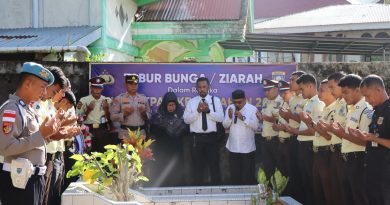 Sat Binmas Polres Aceh Selatan Gelar Upacara Tabur Bunga di Makam Pahlawan dalam Rangka HUT Satpam ke-45   