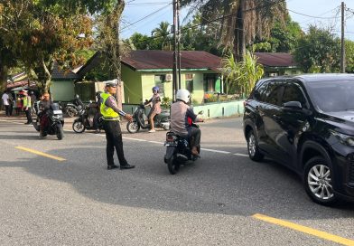 Sat Lantas Polres Aceh Selatan Hadir di Jam Sibuk Jelang Berbuka, Pastikan Arus Lalu Lintas Tetap Lancar dan Kondusif Sat Lantas Polres Aceh Selatan Hadir di Jam Sibuk Jelang Berbuka, Pastikan Arus Lalu Lintas Tetap Lancar dan Kondusif