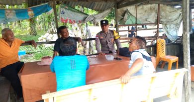 Sambang Warga, Bhabinkamtibmas Polsek Bakongan Timur Sampaikan Imbauan Kamtibmas di Bulan Ramadhan