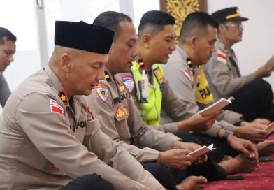 Binrohtal Virtual di Polres Aceh Selatan, Wujudkan Personel Polri yang Humanis dan Berakhlak Binrohtal Virtual di Polres Aceh Selatan, Wujudkan Personel Polri yang Humanis dan Berakhlak