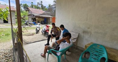 Bhabinkamtibmas Polsek Kluet Utara Intensifkan Sambang, Sampaikan Himbauan Kamtibmas kepada Masyarakat Bhabinkamtibmas Polsek Kluet Utara Intensifkan Sambang, Sampaikan Himbauan Kamtibmas kepada Masyarakat