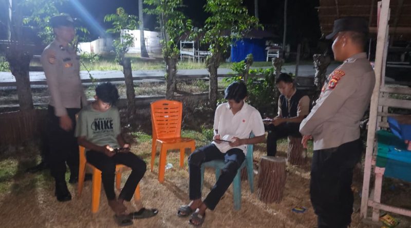 Patroli Malam, Polsek Kluet Utara Intensifkan Pengamanan di Jam dan Daerah Rawan Patroli Malam, Polsek Kluet Utara Intensifkan Pengamanan di Jam dan Daerah Rawan