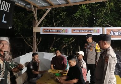 Patroli Malam, Personel Polsek Samadua Intensifkan Pengamanan dan Berikan Himbauan Kamtibmas Patroli Malam, Personel Polsek Samadua Intensifkan Pengamanan dan Berikan Himbauan Kamtibmas