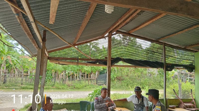 Ngopi Santai, Bhabinkamtibmas Polsek Labuhanhaji Timur Serap Aspirasi dan Perkuat Kamtibmas Ngopi Santai, Bhabinkamtibmas Polsek Labuhanhaji Timur Serap Aspirasi dan Perkuat Kamtibmas