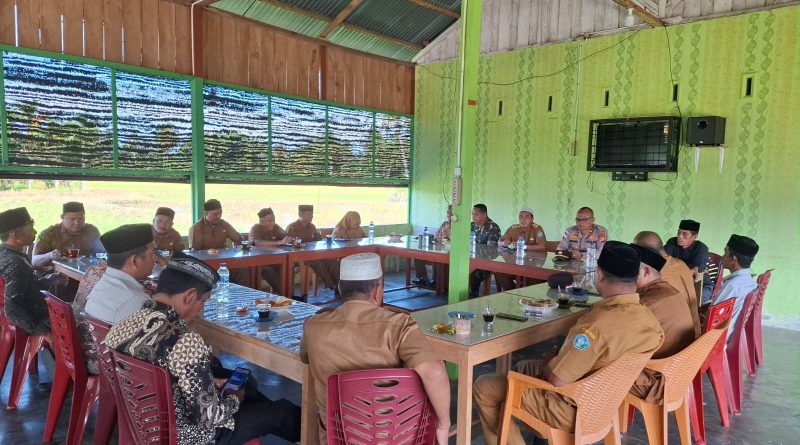 Perkuat Sinergitas, Kapolsek Kluet Selatan Gelar Silaturahmi dan Coffee Morning Bersama Muspika dan Keuchik Perkuat Sinergitas, Kapolsek Kluet Selatan Gelar Silaturahmi dan Coffee Morning Bersama Muspika dan Keuchik