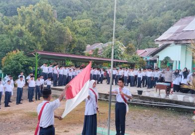 Kapolsek Tapaktuan jadi pembina upacara di MTSN 3 Aceh Selatan, tanamkan disiplin dan kesadaran hukum sejak dini