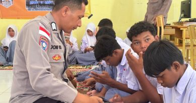 Sosialisasi e-learning Polri, Kapolsek Samadua Dorong Pemanfaatan Pembelajaran Digital di SMA Negeri 2 Samadua