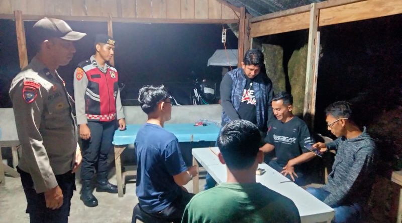 Patroli Humanis dan Dialogis, Personel Polsek Labuhanhaji Timur Antisipasi Kejahatan di Titik Keramaian