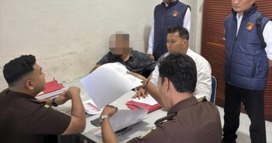 Satreskrim Polres Aceh Selatan Lakukan Tahap II Kasus Judi Online, Tersangka Diserahkan ke Kejaksaan