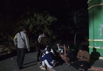 Patroli Malam Polsek Tapaktuan Intensifkan Pengawasan di Jam Rawan, Wujudkan Situasi Kamtibmas Kondusif