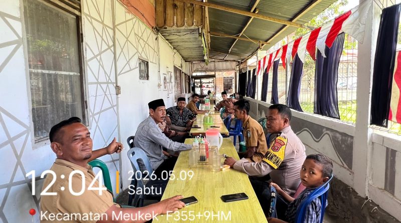 Duduk Bareng Masyarakat, Bhabinkamtibmas Polsek Meukek Dengarkan Aspirasi Warga
