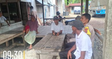 Bhabinkamtibmas Polsek Pasie Raja Sambangi Masyarakat, Duduk Santai Sambil Serap Aspirasi Warga