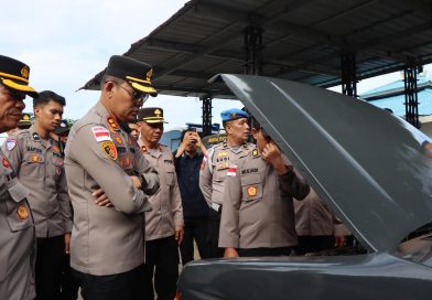 Kapolres Aceh Selatan Pimpin Apel Pagi Dan Lakukan Pengecekan Kendaraan Dinas Roda 4