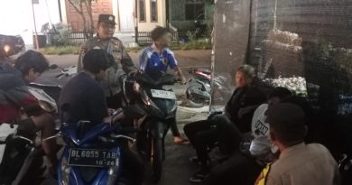 Patroli Malam Polsek Samadua Sambangi Warga dan Pemuda, Ciptakan Situasi Kamtibmas Aman dan Kondusif