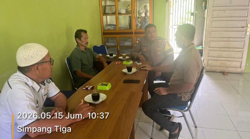 Ngopi Bareng Warga, Bhabinkamtibmas Polsek Sawang Serap Aspirasi dan Perkuat Kamtibmas Ngopi Bareng Warga, Bhabinkamtibmas Polsek Sawang Serap Aspirasi dan Perkuat Kamtibmas