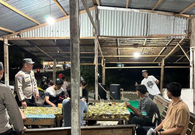 Patroli Malam Humanis, Personel Polsek Kluet Utara Hadir di Tengah Masyarakat Jaga Kamtibmas Tetap Kondusif Patroli Malam Humanis, Personel Polsek Kluet Utara Hadir di Tengah Masyarakat Jaga Kamtibmas Tetap Kondusif