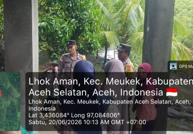 Sambang Humanis di Tempat Keramaian, Personel Polsek Meukek Sampaikan Himbauan Kamtibmas kepada Masyarakat