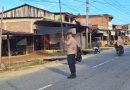 Hadir di Tengah Aktivitas Masyarakat, Personel Polsek Trumon Laksanakan Strong Point Pagi Demi Kelancaran Arus Lalu Lintas