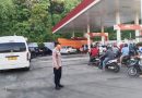 Sentuhan Humanis Polsek Tapaktuan, Personel Hadir Mengatur Lalu Lintas dan Melayani Warga