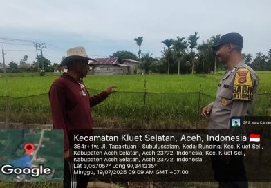 Bhabinkamtibmas Polsek Kluet Selatan Edukasi Warga tentang Layanan Polri dan Bahaya Hoaks Melalui Sambang DDS Bhabinkamtibmas Polsek Kluet Selatan Edukasi Warga tentang Layanan Polri dan Bahaya Hoaks Melalui Sambang DDS