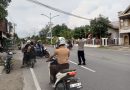 Gatur Pagi, Personel Polsek Tapaktuan Hadir di Depan Sekolah dan Persimpangan, Pastikan Arus Lalu Lintas Lancar