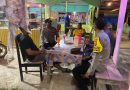 Polri Hadir di Malam Hari, Polsek Bakongan Timur Sambangi Warga dan Sampaikan Imbauan Kamtibmas