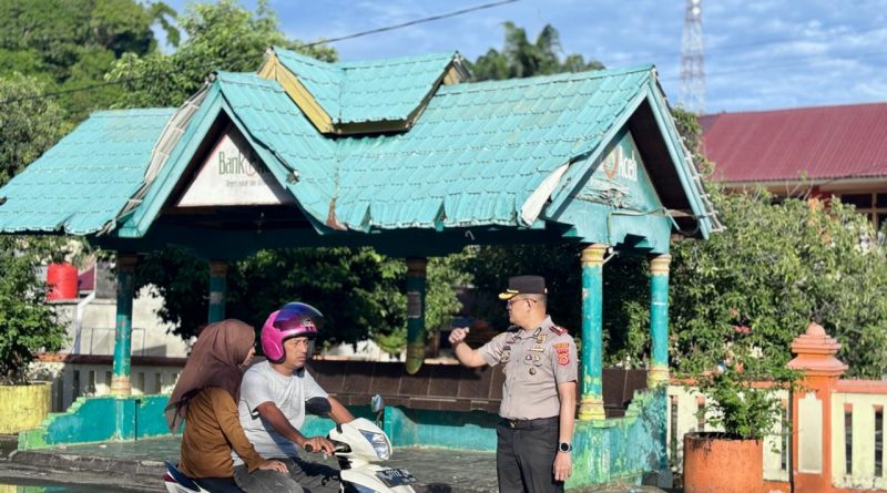 Kapolres Aceh Selatan Turun Langsung Pimpin Strong Point Pagi, Pastikan Aktivitas Masyarakat Berjalan Aman dan Lancar