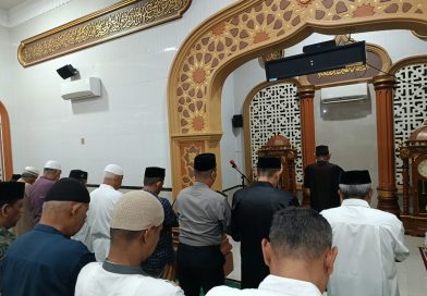 Melalui Subuh Berjamaah, Polres Aceh Selatan Tingkatkan Keimanan dan Kedekatan dengan Masyarakat Melalui Subuh Berjamaah, Polres Aceh Selatan Tingkatkan Keimanan dan Kedekatan dengan Masyarakat