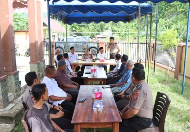 Polres Aceh Selatan Serap Aspirasi dan Berikan Imbauan Kamtibmas melalui Program Kumpul Bersama Masyarakat Polres Aceh Selatan Serap Aspirasi dan Berikan Imbauan Kamtibmas melalui Program Kumpul Bersama Masyarakat